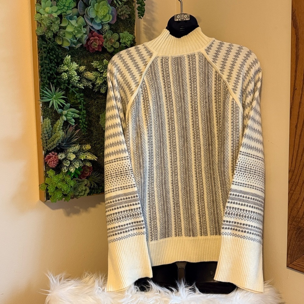 NWT Cyrus striped Mock Neck Sweater - Picture 5 of 5